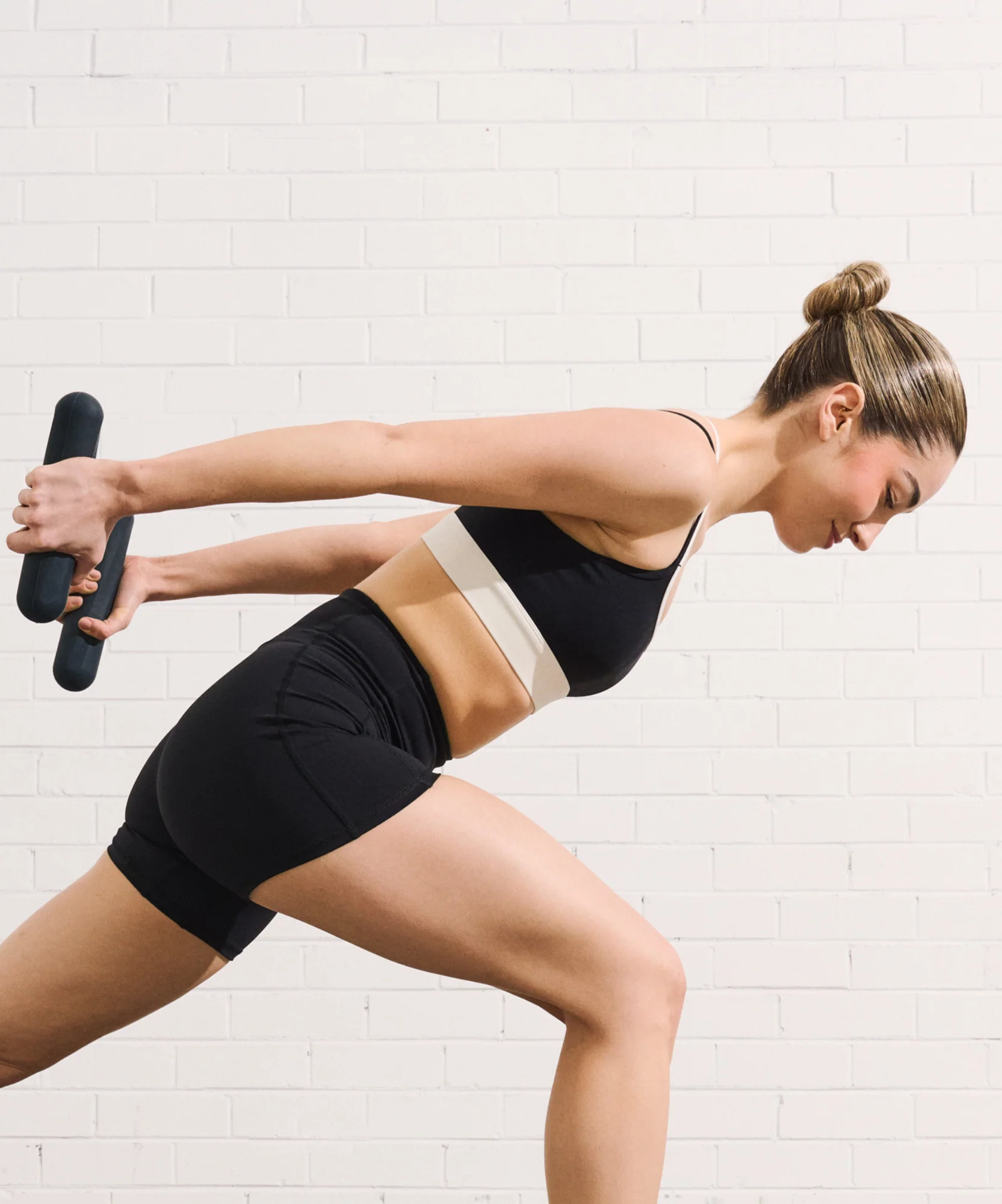 Hand Weight Bars - Black 2kg - Image 3